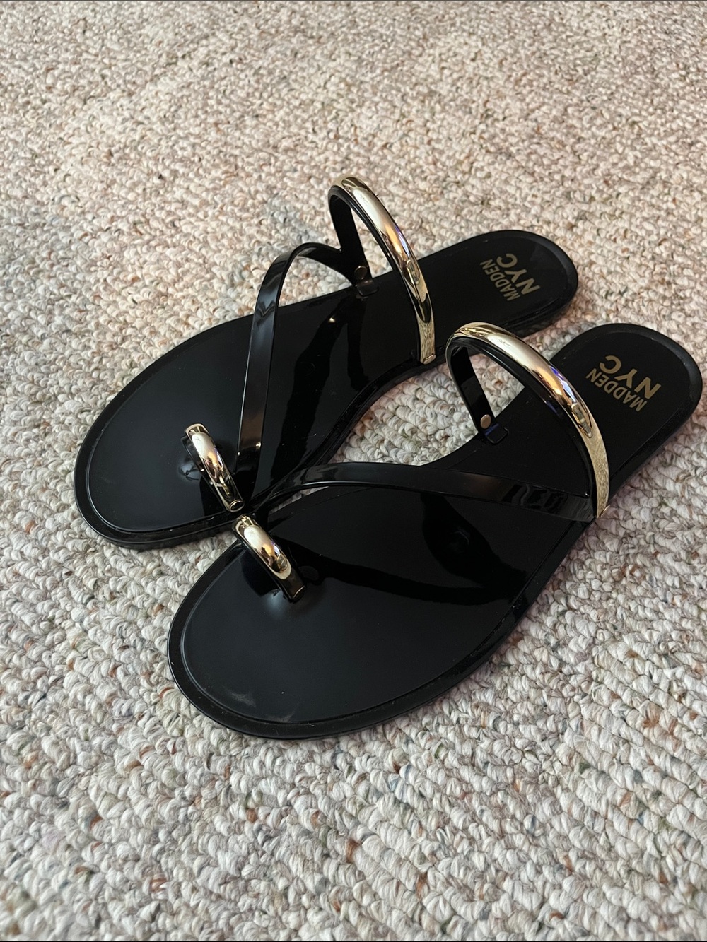 Madden NYC Women's Black Jelly Sandals with Gold Rings